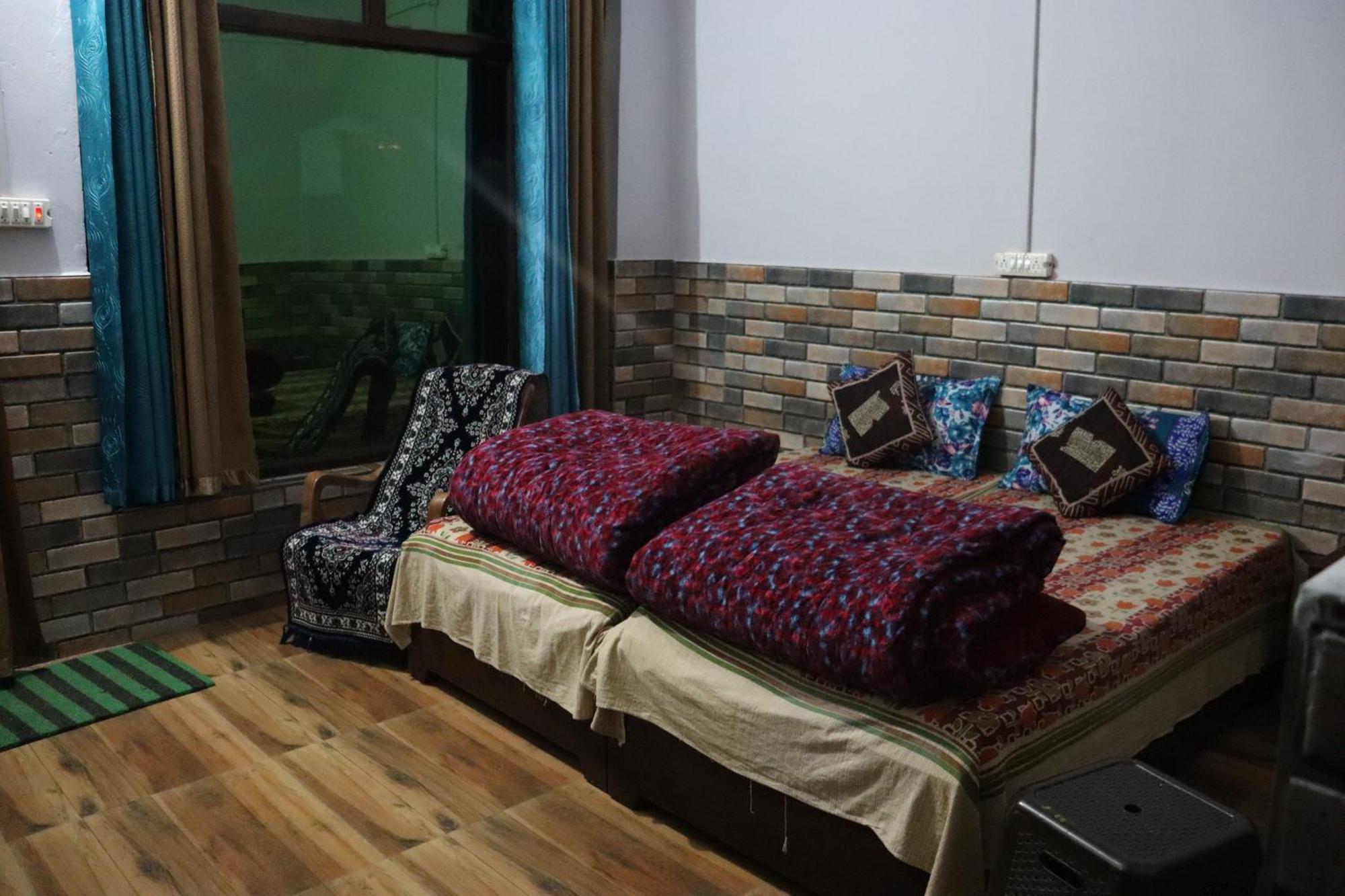 Shanti Home Stay Chaukori 外观 照片